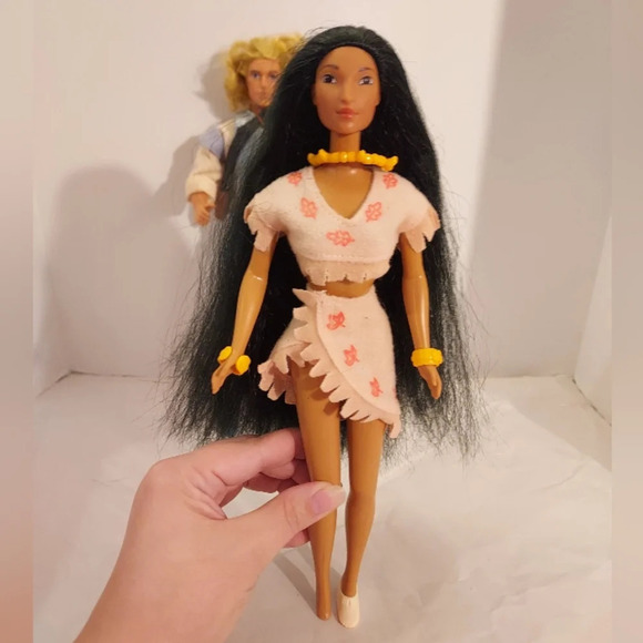 Vintage Disney Pocahontas & John Smith Barbie Dolls - Picture 2 of 14
